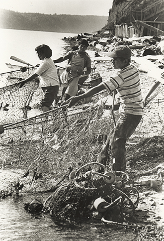 Qwuloolt Estuary Restoration Project of the Tulalip Tribes - Modern Day Beach Seining